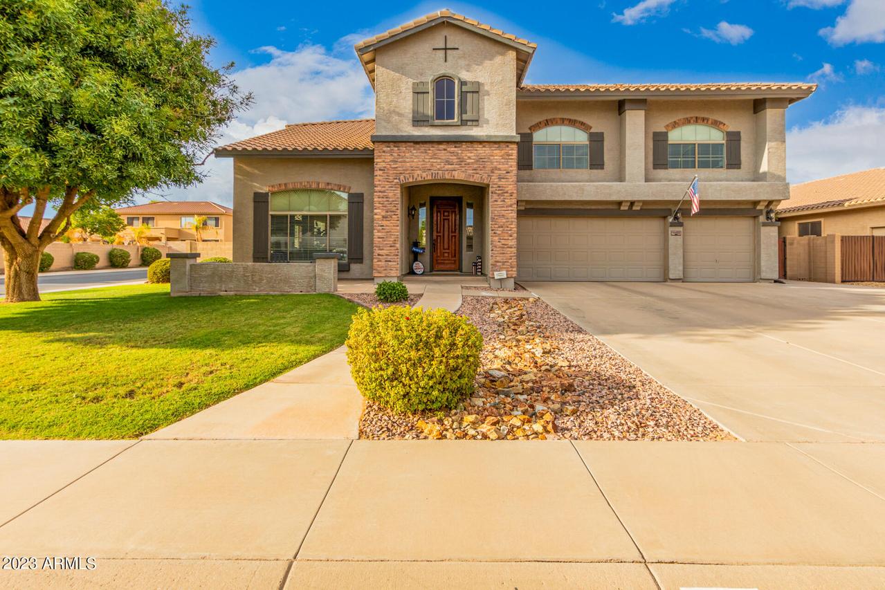 11402 E Stanton Ave., Mesa, AZ 85212