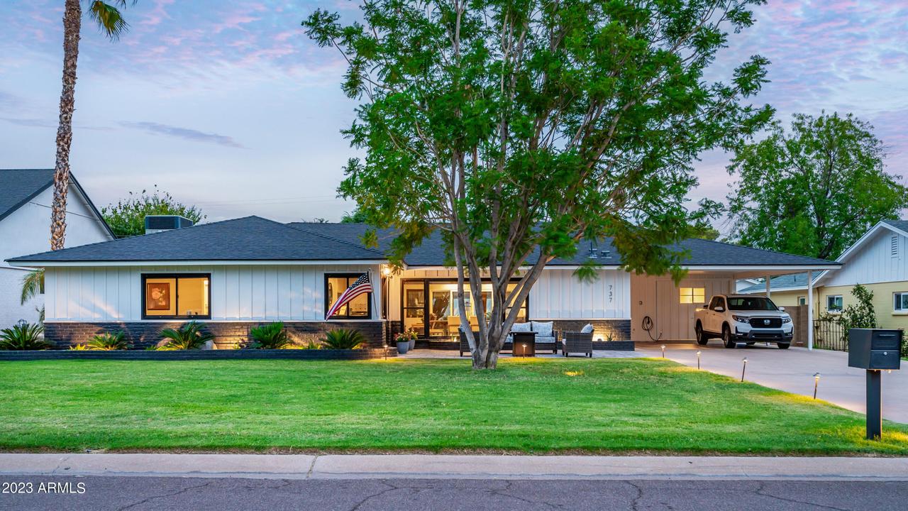 737 E Hayward Ave., Phoenix, AZ 85020