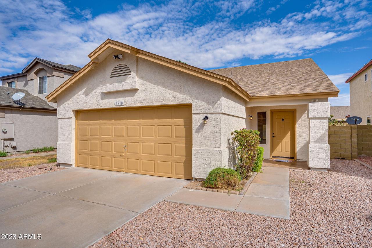 7610 W Cinnabar Ave., Peoria, AZ 85345