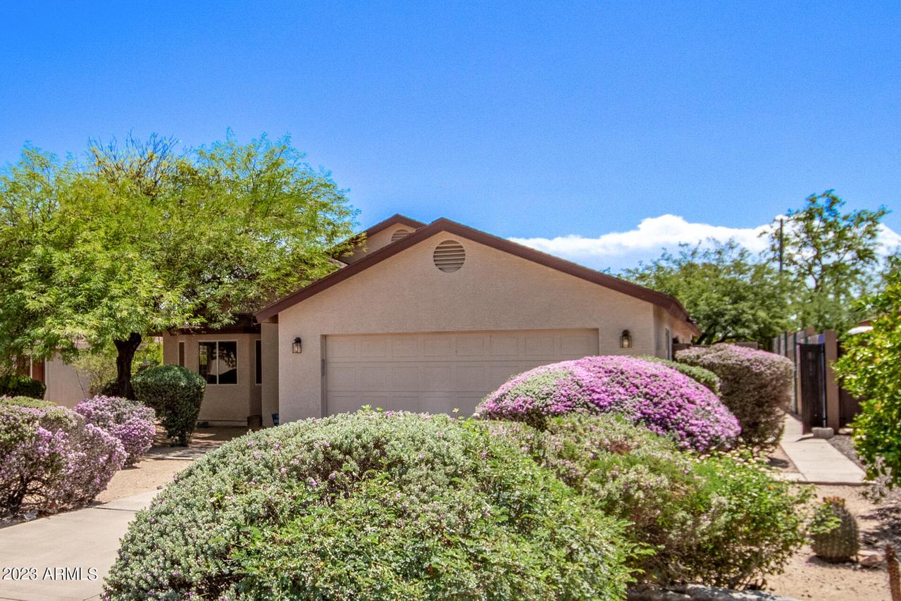 1335 E Mescal St., Phoenix, AZ 85020