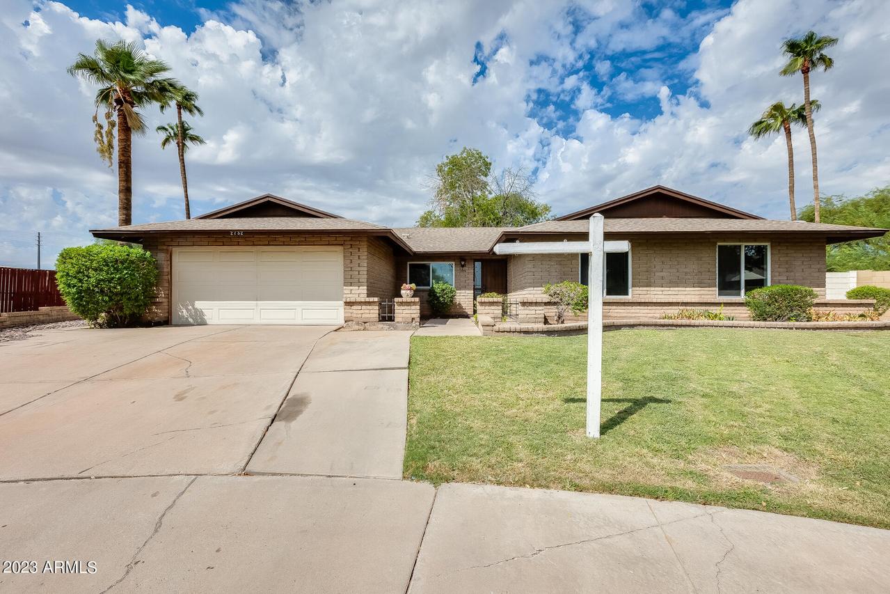 2732 W Obispo Cir., Mesa, AZ 85202