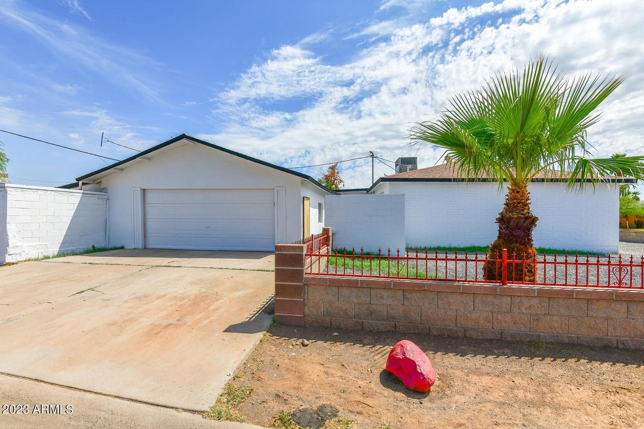 5656 W Roma Ave., Phoenix, AZ 85031