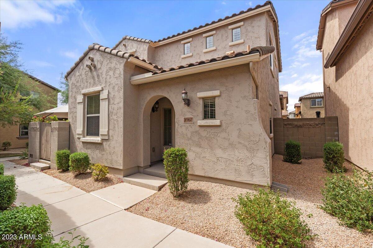 3967 E Cat Balue Dr., Phoenix, AZ 85050