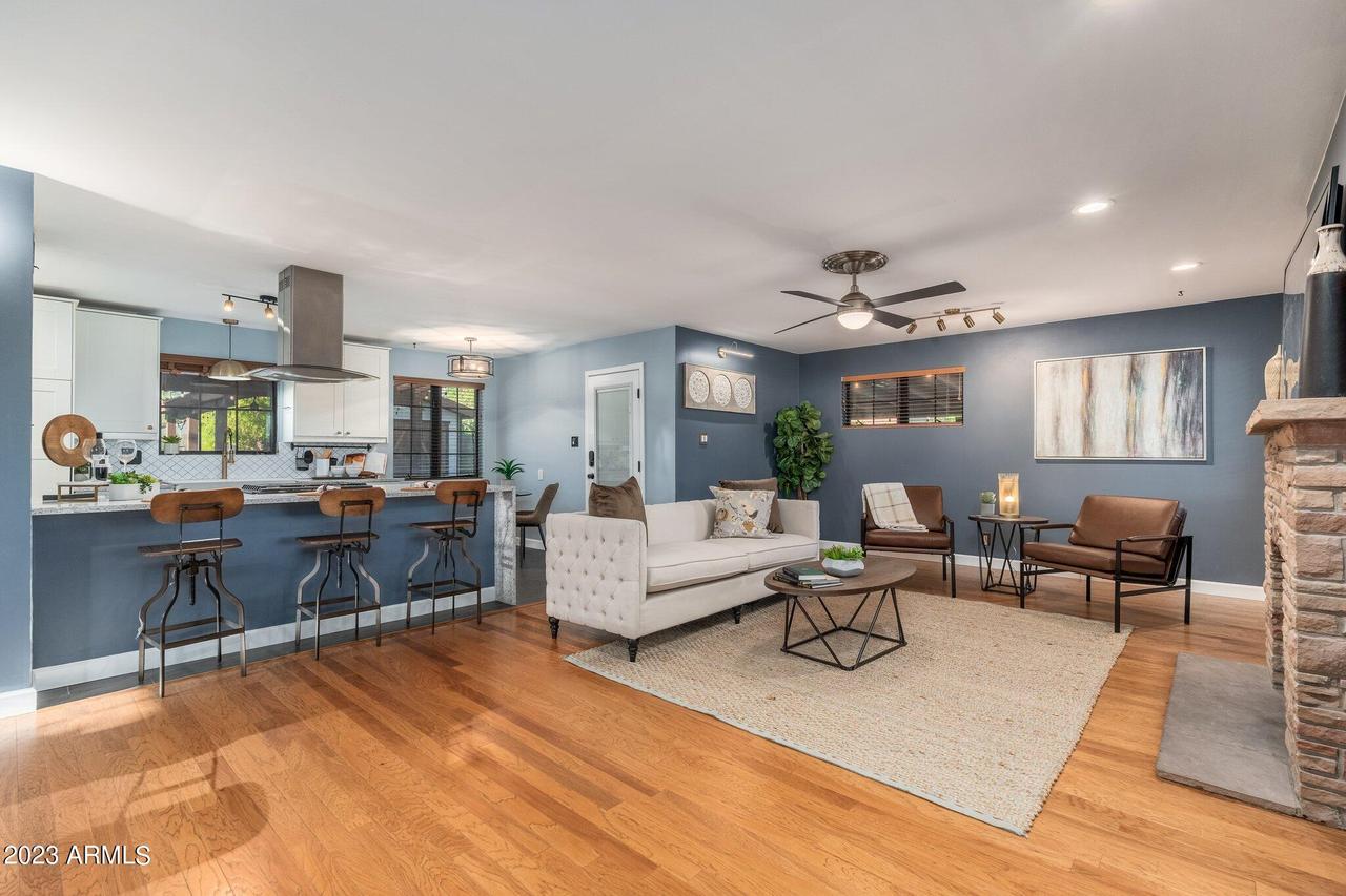 64 W Virginia Ave., Phoenix, AZ 85003