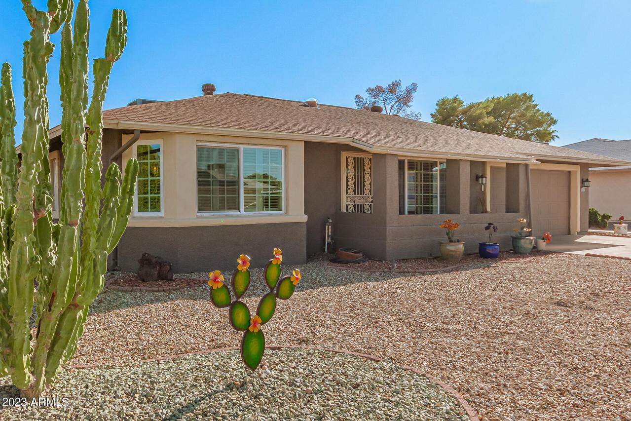 10301 W Chaparral Dr., Sun City, AZ 85373