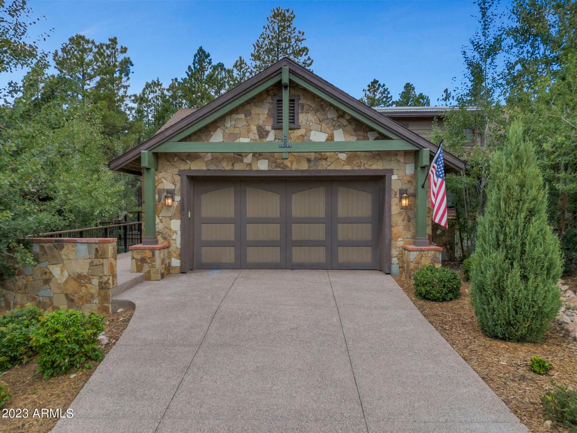 1538 E Castle Hills Dr., Flagstaff, AZ 86005