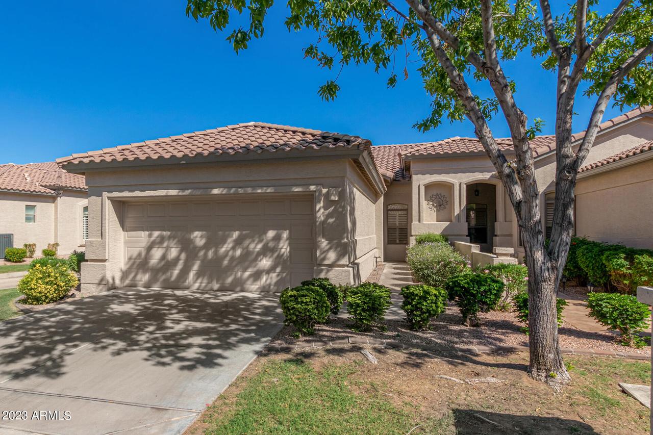 23803 S Vacation Way, Sun Lakes, AZ 85248