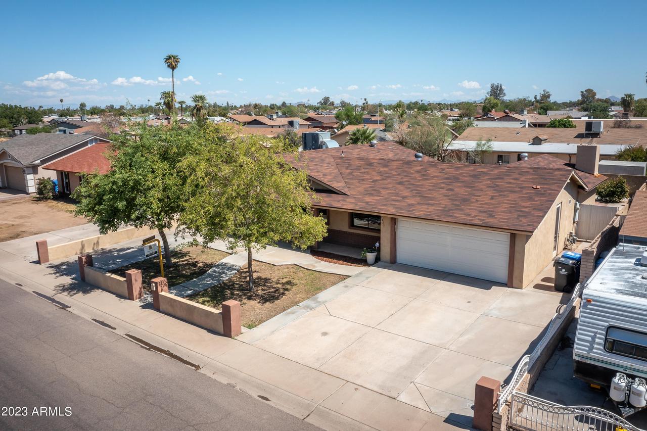 2923 N 89th Ave., Phoenix, AZ 85037