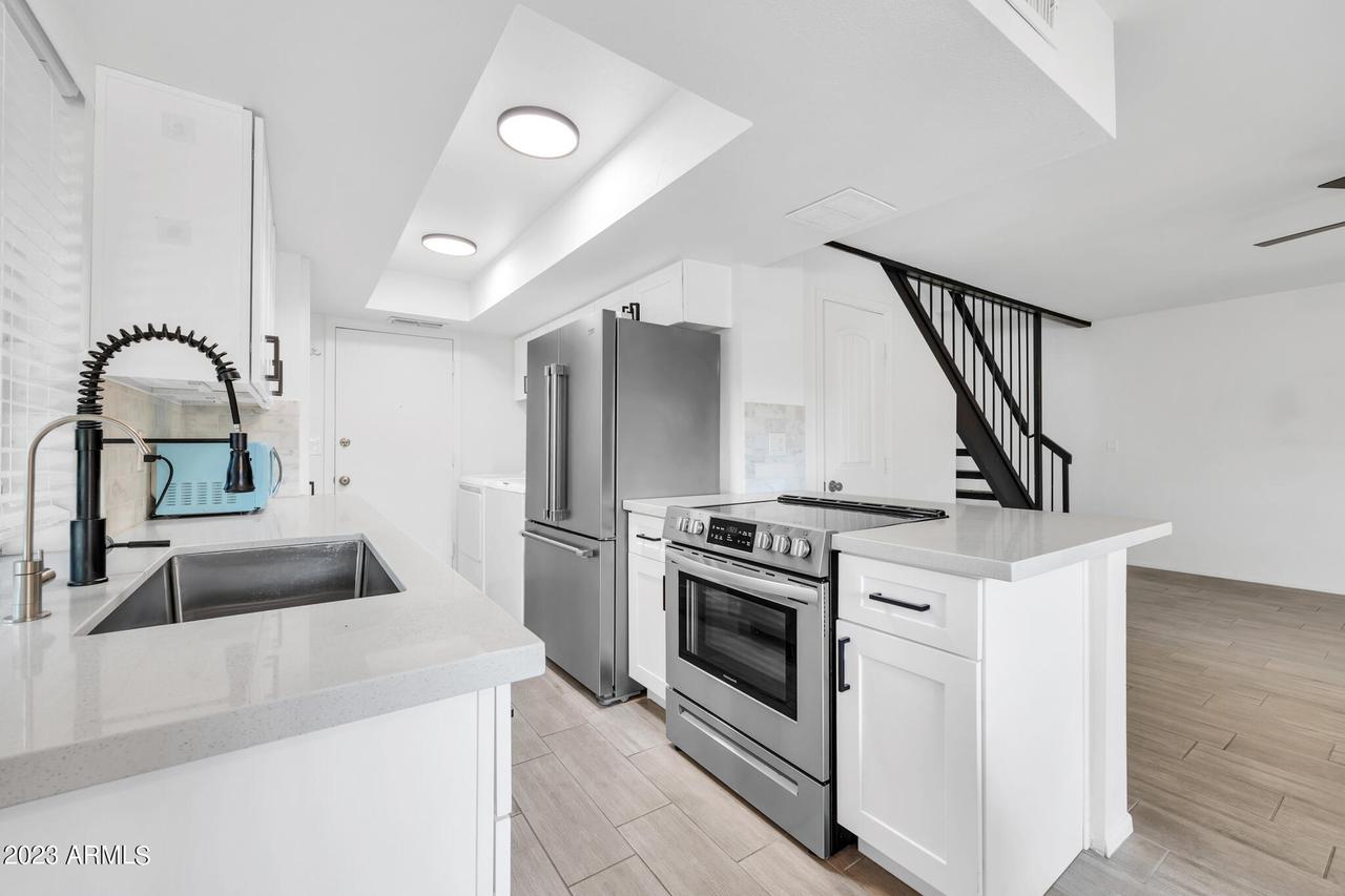 720 E North Ln. #1, Phoenix, AZ 85020