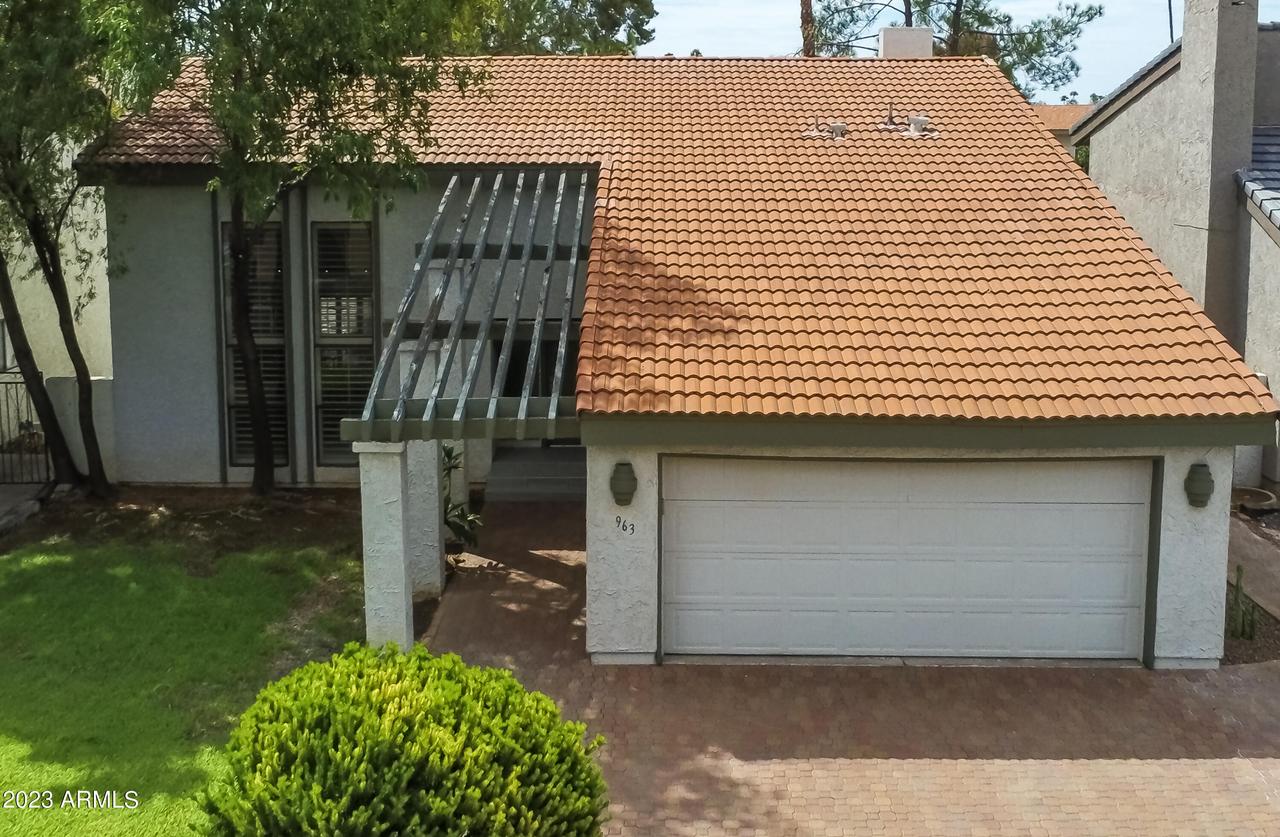 963 E Driftwood Dr., Tempe, AZ 85283