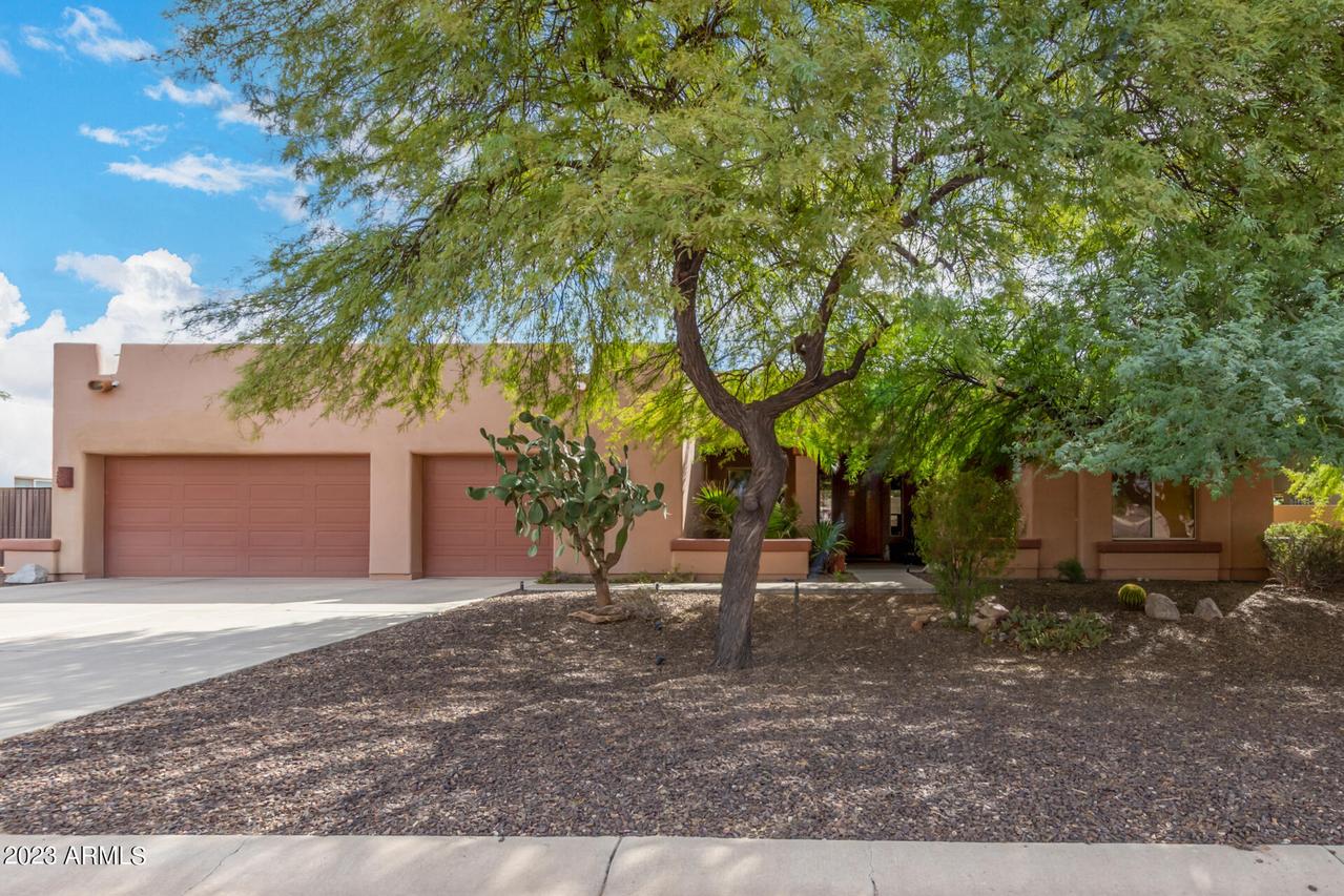 23063 N 89th Ave., Peoria, AZ 85383