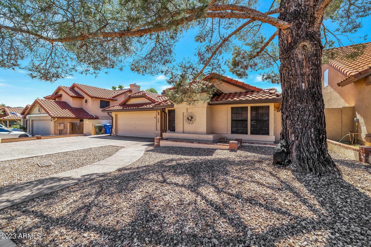 1809 E Redfield Rd., Phoenix, AZ 85022