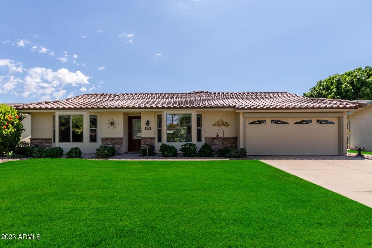 571 Leisure World, Mesa, AZ 85206