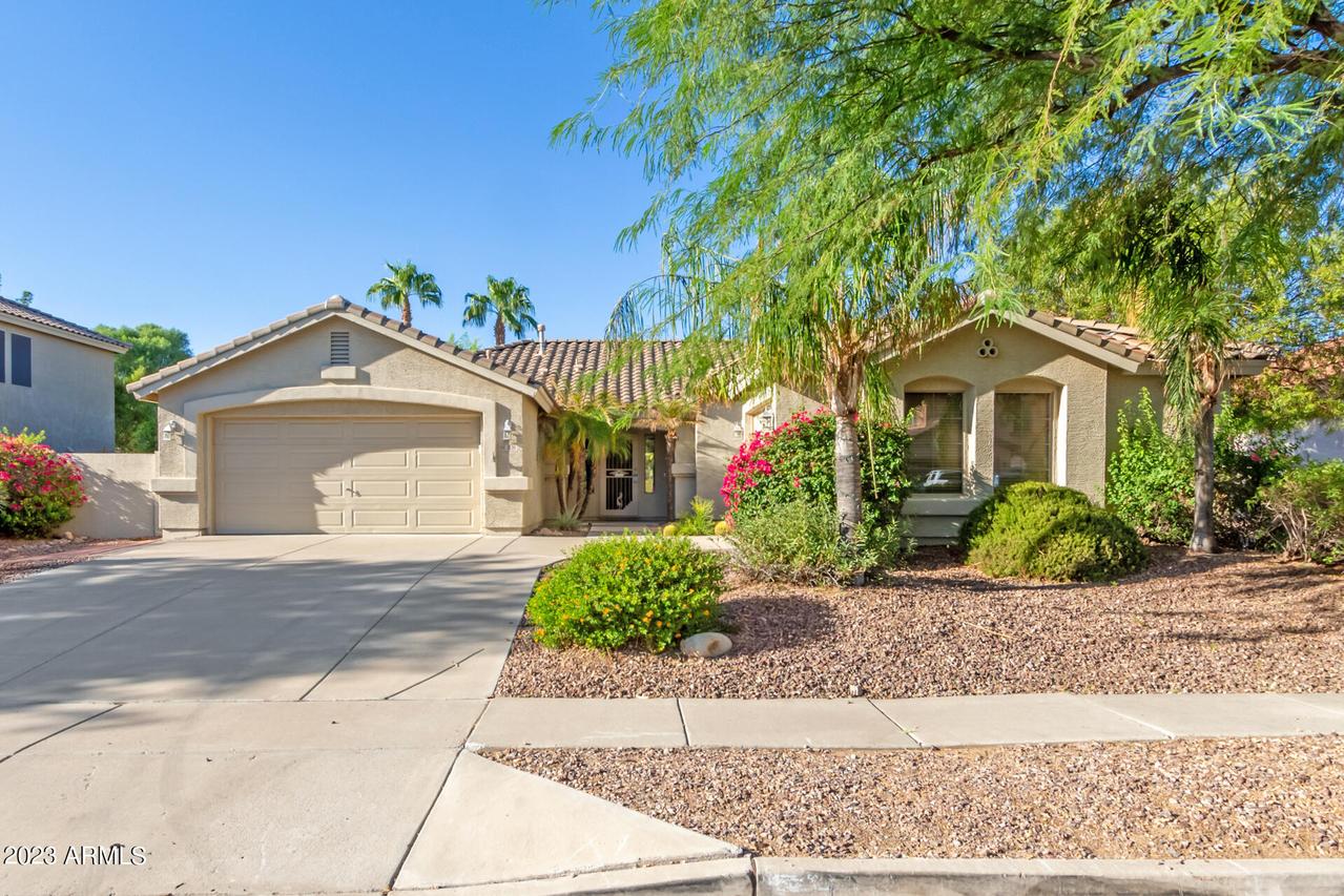 3130 W Quail Track Dr., Phoenix, AZ 85083
