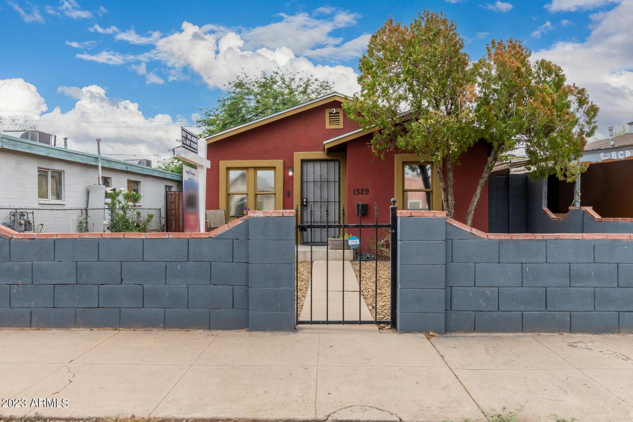 1329 W Taylor St., Phoenix, AZ 85007
