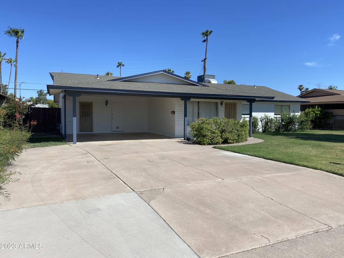 1657 N Old Colony Dr., Mesa, AZ 85201
