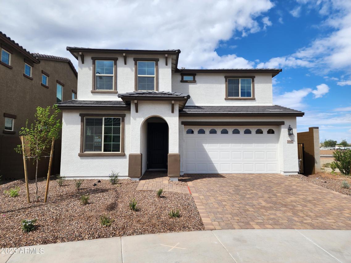 5342 N 90th Dr., Glendale, AZ 85305