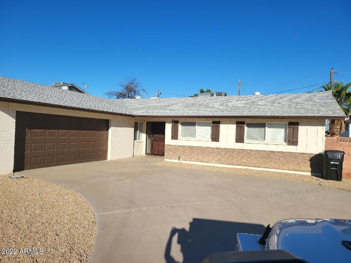 5743 N 40th Ln., Phoenix, AZ 85019