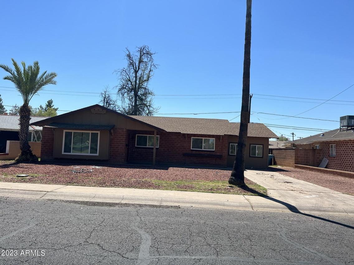 4009 W Ocotillo Rd., Phoenix, AZ 85019