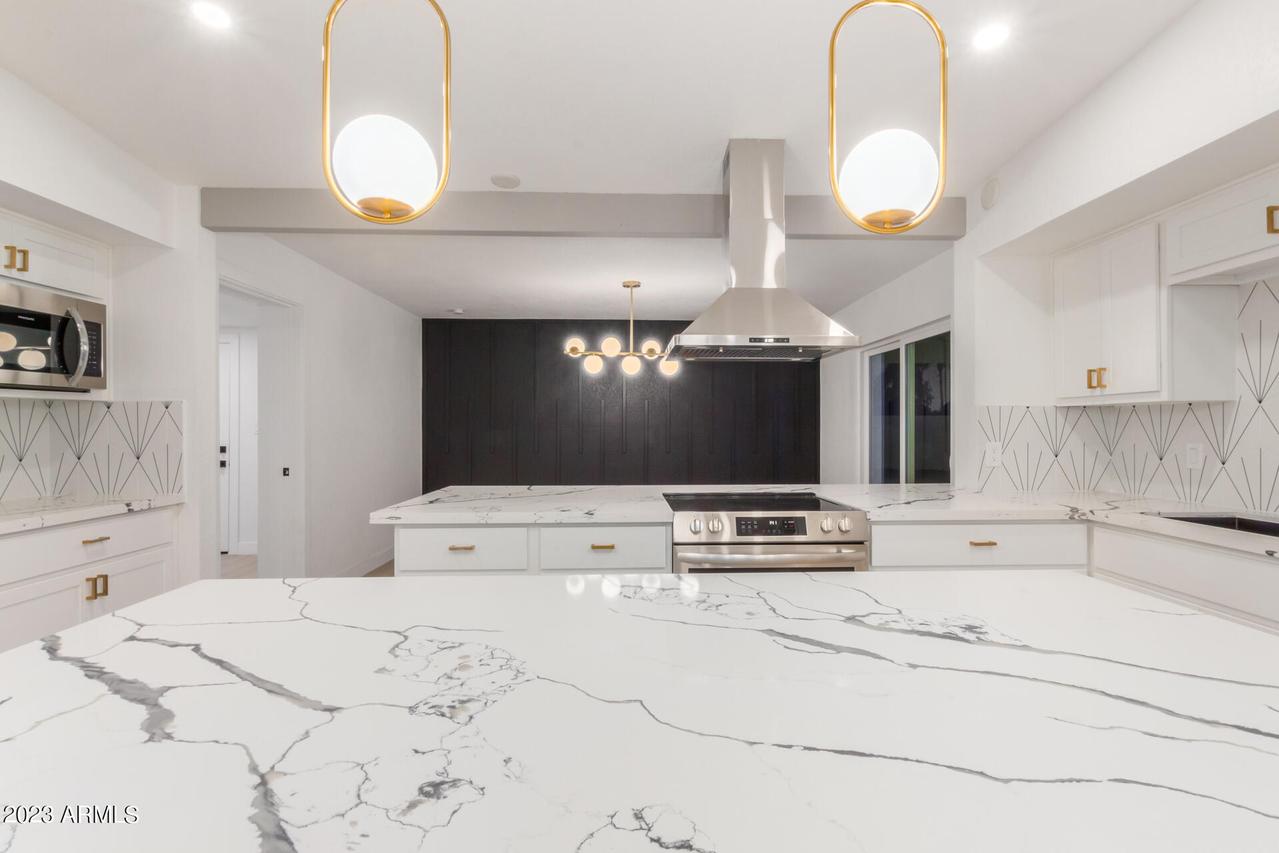 1560 N Freeman, Mesa, AZ 85201