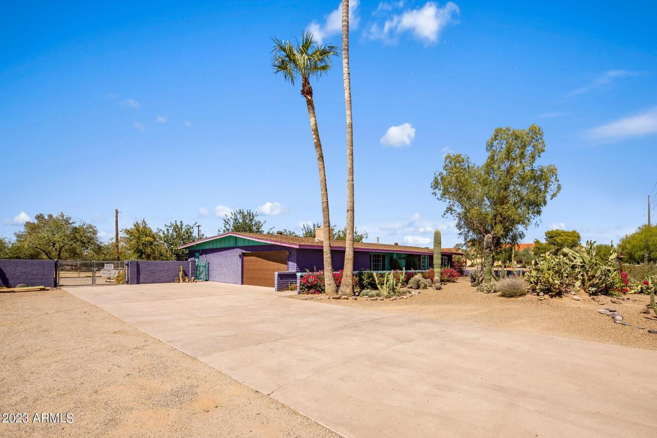11042 N 64th St., Scottsdale, AZ 85254