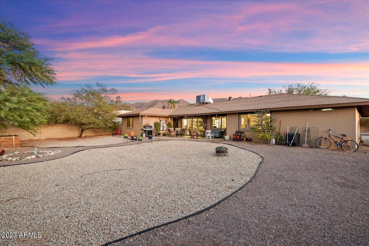 402 E Kachina Tr., Phoenix, AZ 85042