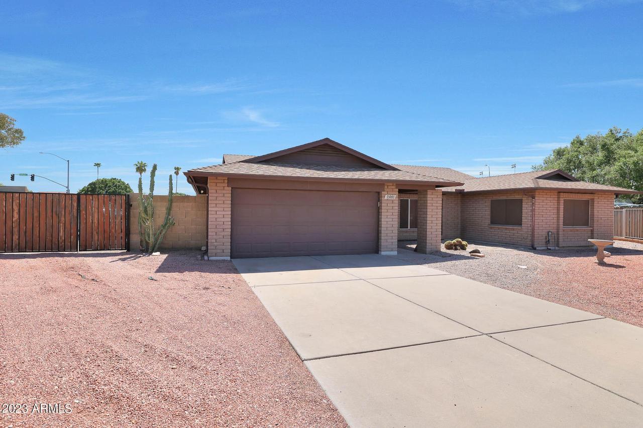 13001 N 59th Dr., Glendale, AZ 85304