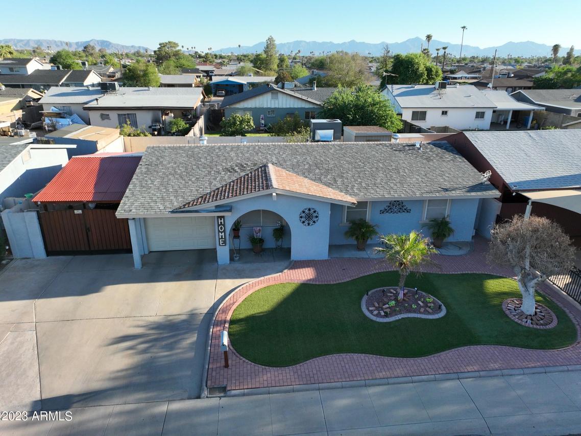 5555 W La Reata Ave., Phoenix, AZ 85035