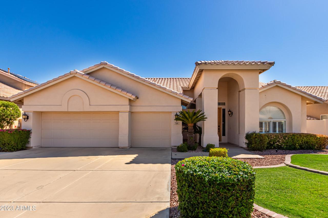 7161 W Surrey Ave., Peoria, AZ 85381
