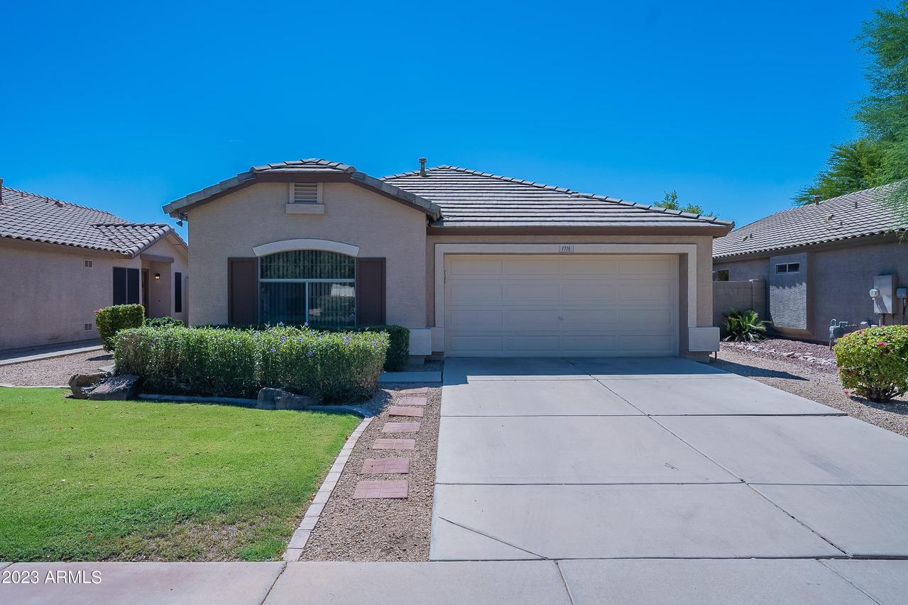 1715 E Loma Vista St., Gilbert, AZ 85295