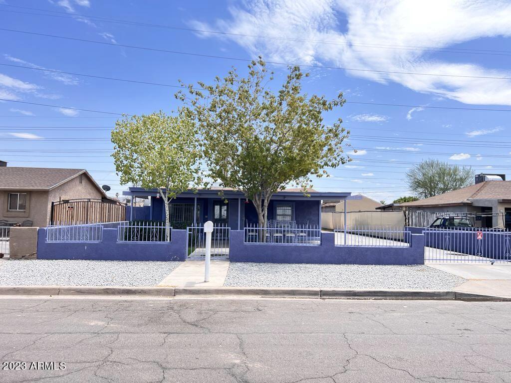 4033 W Sherman St., Phoenix, AZ 85009
