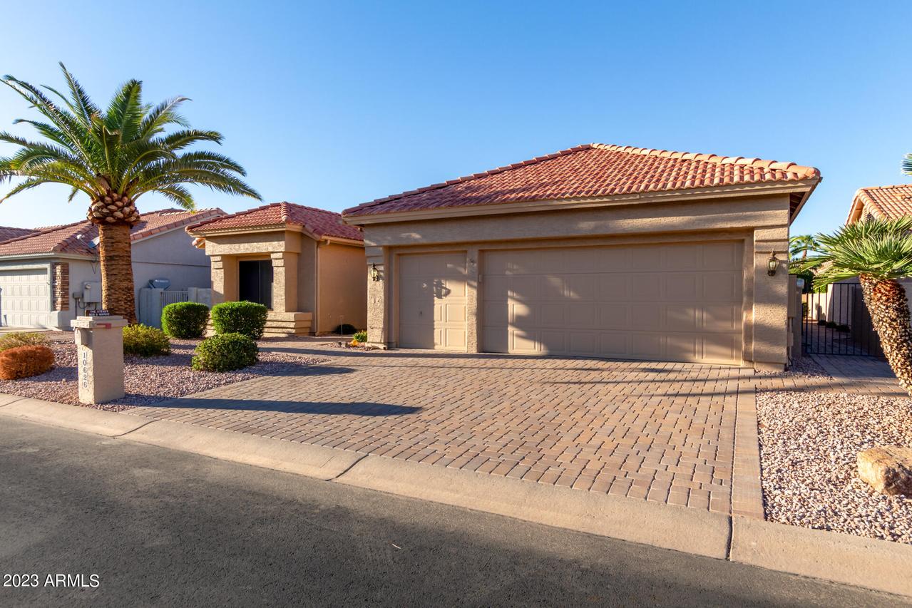 10626 E Coopers Hawk Dr., Sun Lakes, AZ 85248