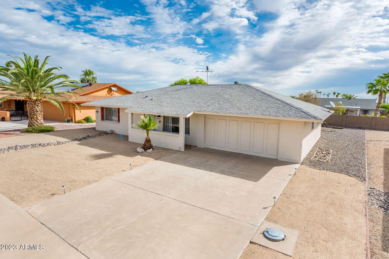 17811 N 135th Ave., Sun City West, AZ 85375