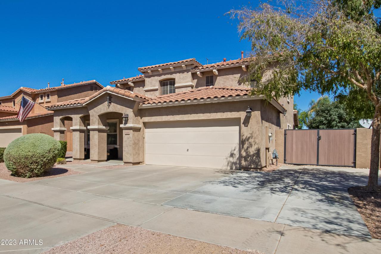 1284 E Apricot Ln., Gilbert, AZ 85298