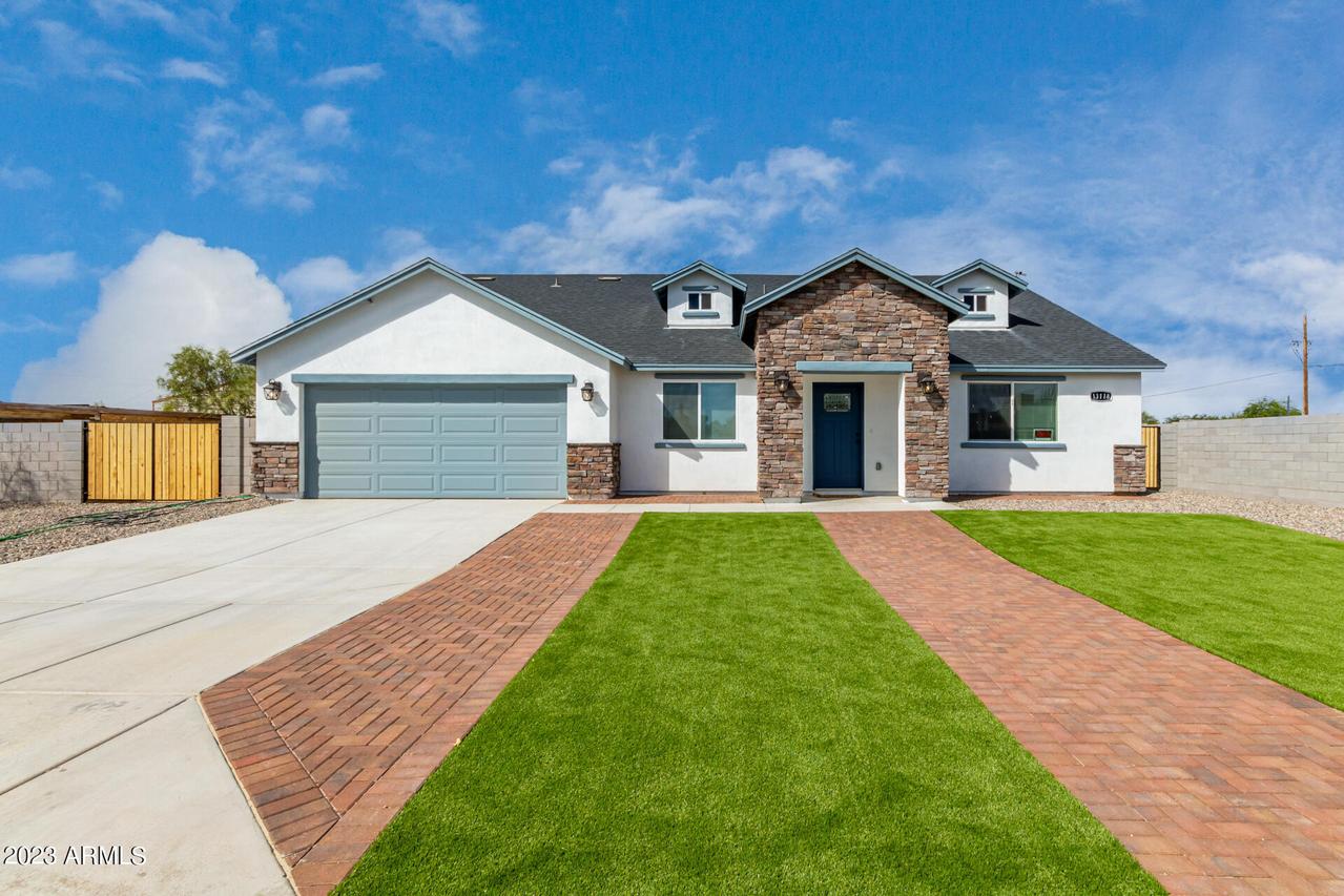 13118 W Tuckey Ln., Glendale, AZ 85307