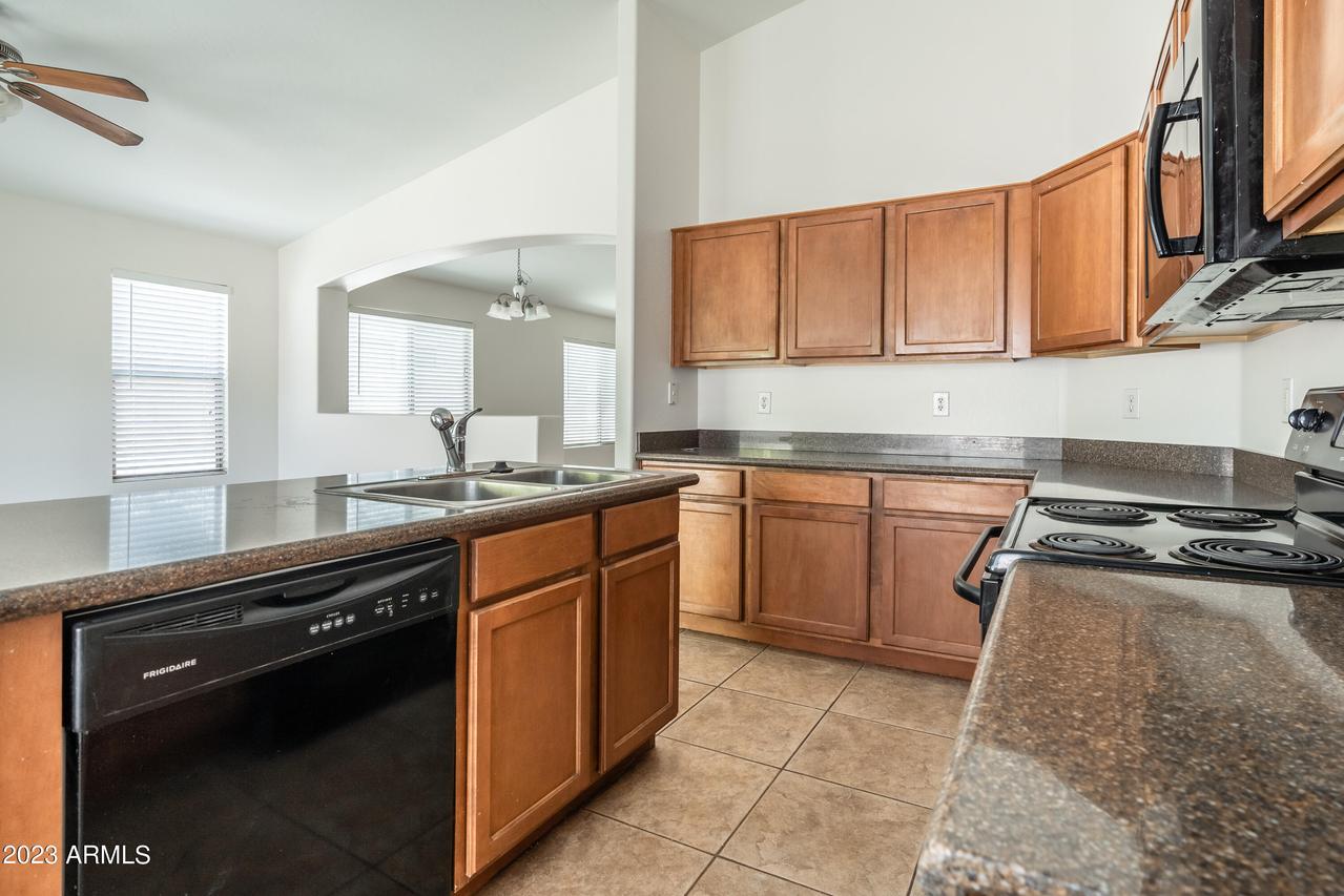 414 S 112th Dr., Avondale, AZ 85323