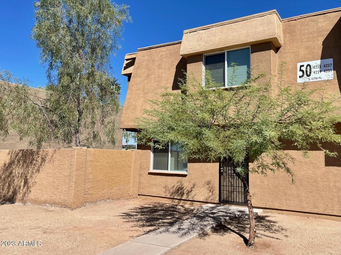 4225 S 47th Pl., Phoenix, AZ 85040