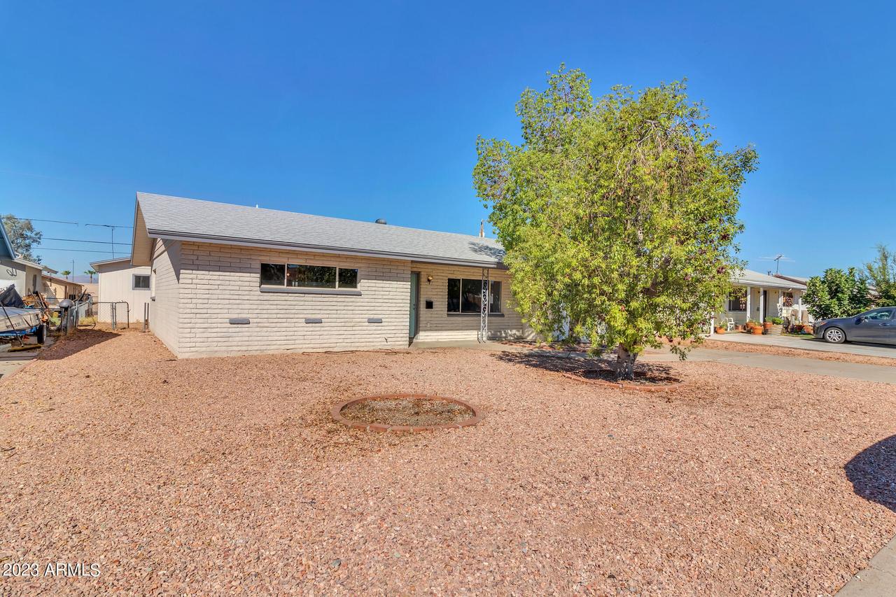 12842 N 112th Ave., Youngtown, AZ 85363