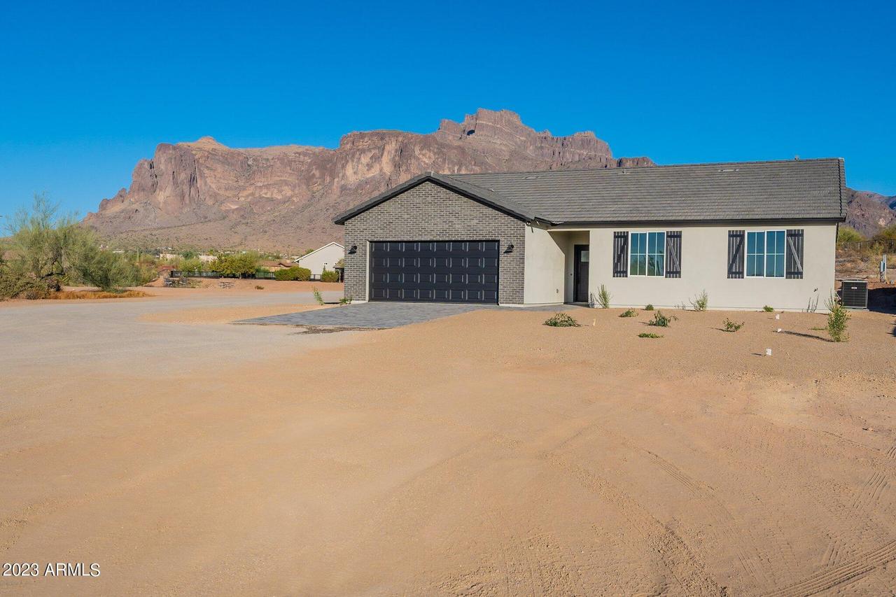 990 N Muleshoe Rd., Apache Junction, AZ 85119