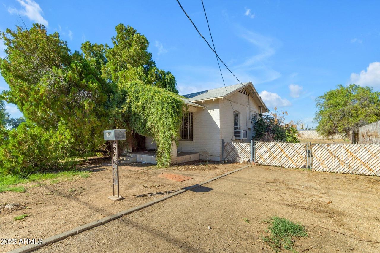 4130 N Longview Ave., Phoenix, AZ 85014