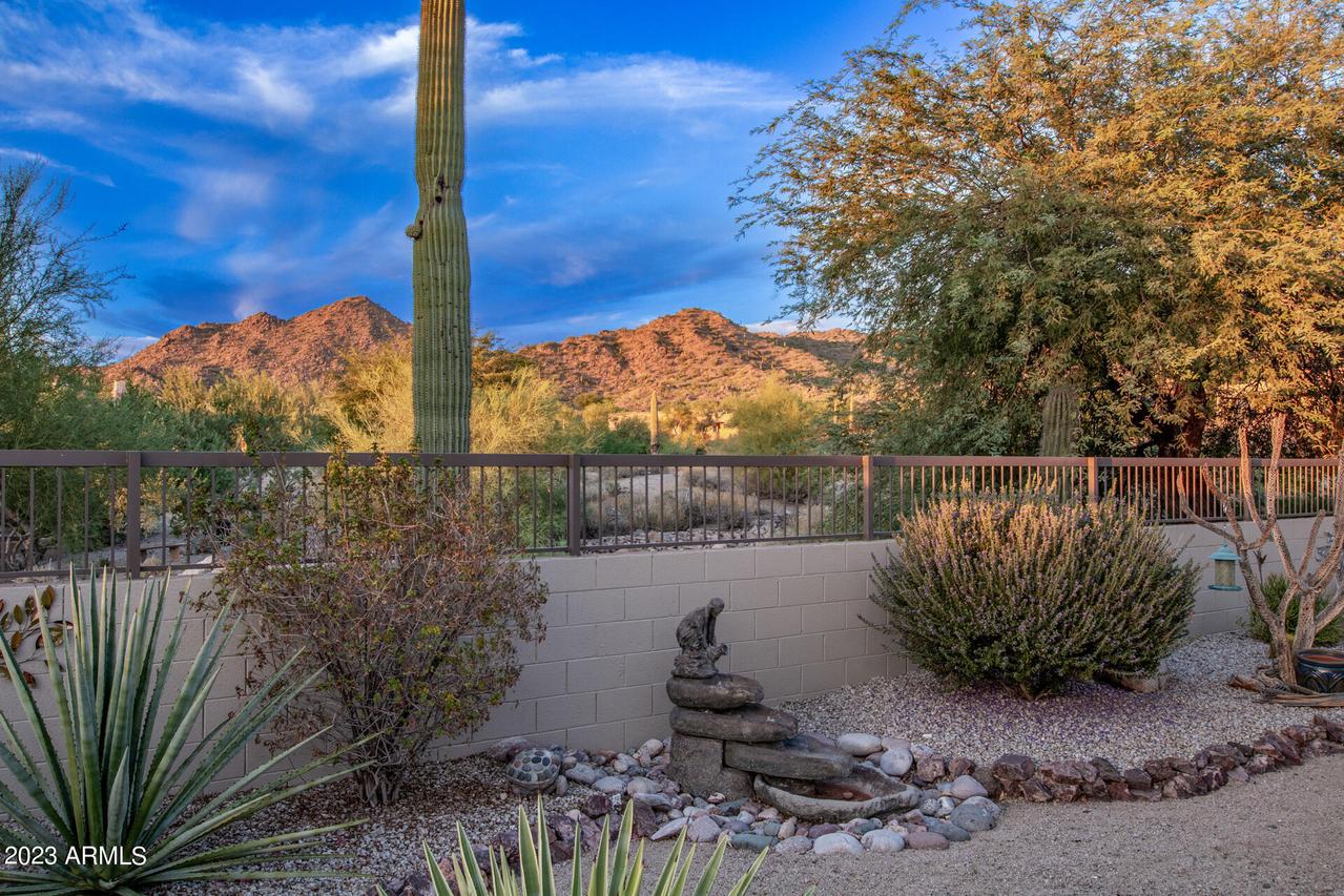 7746 E Wolf Canyon St., Mesa, AZ 85207