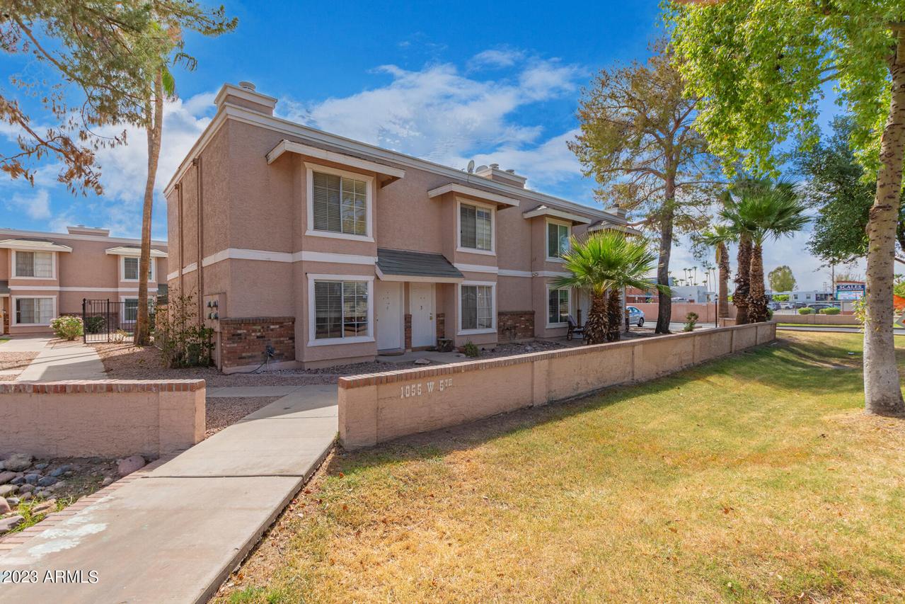 1055 W 5th St. #4, Tempe, AZ 85281