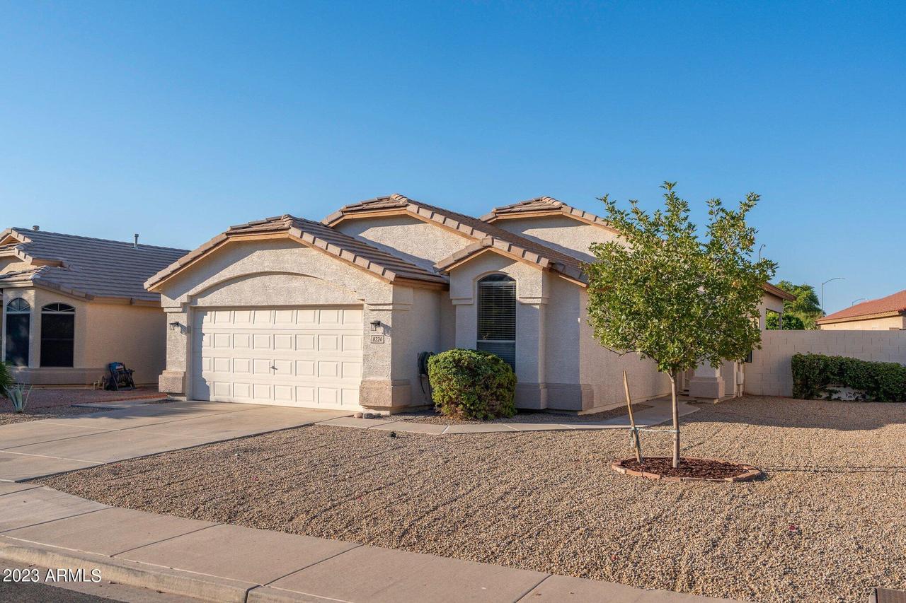 8224 E Obispo Ave., Mesa, AZ 85212