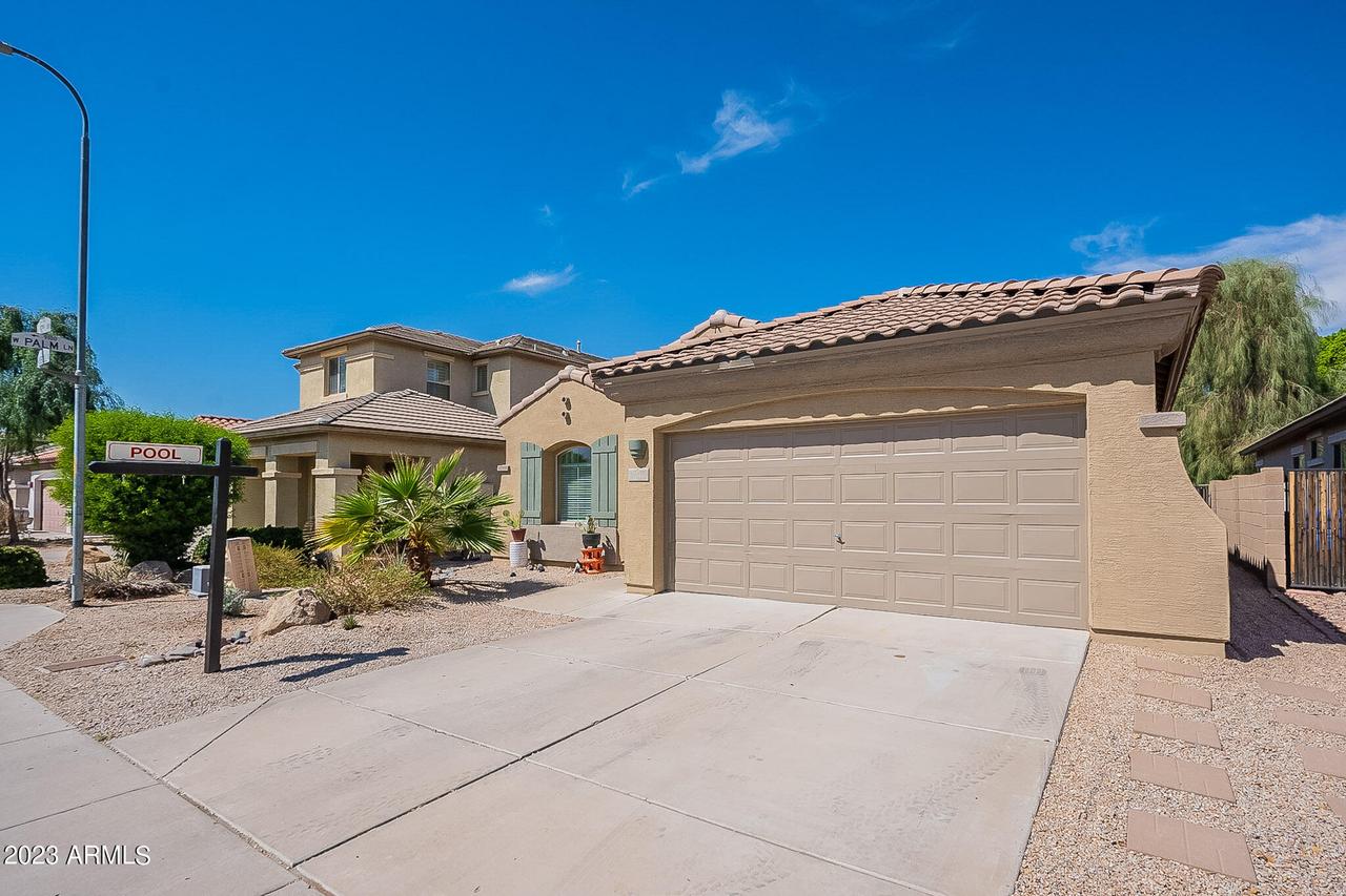 1938 N 92nd Dr., Phoenix, AZ 85037