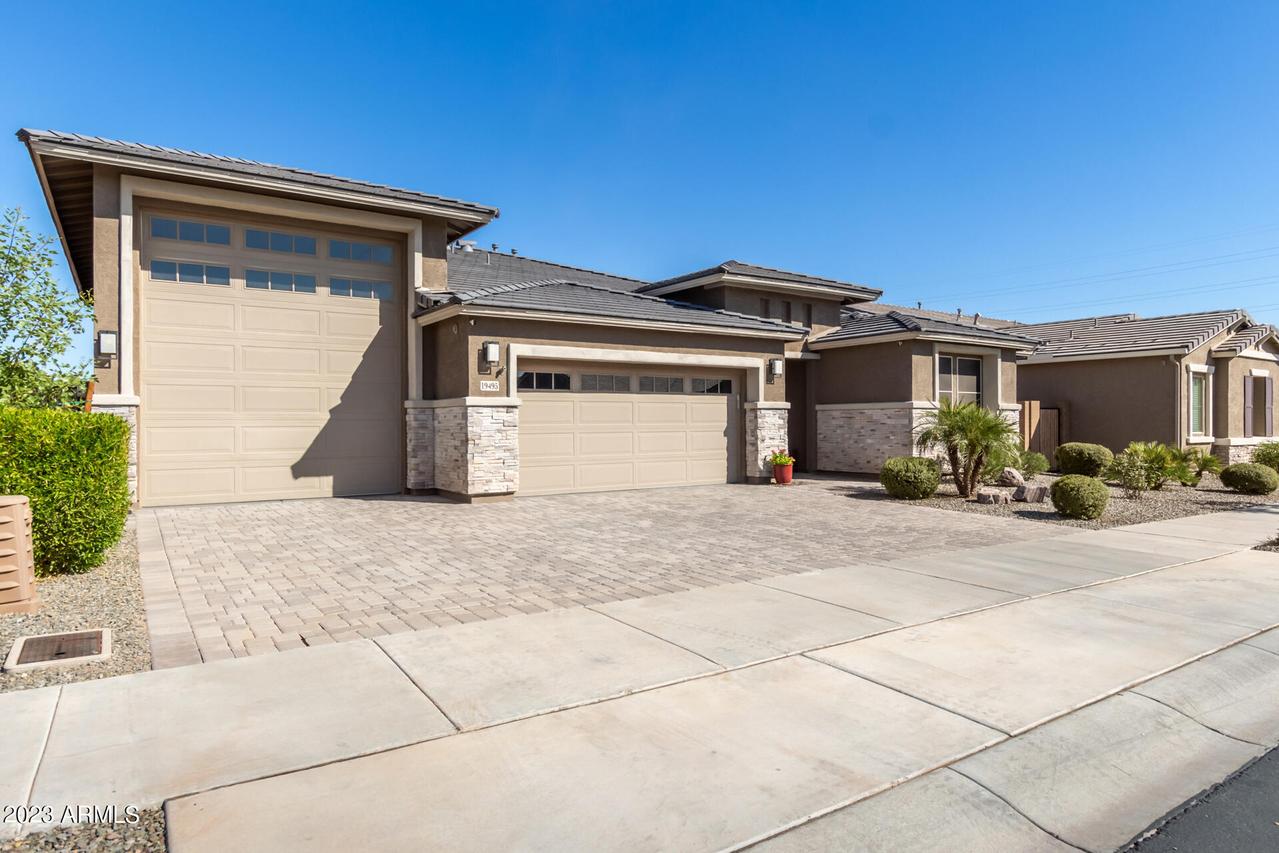 19495 S 211th Way, Queen Creek, AZ 85142