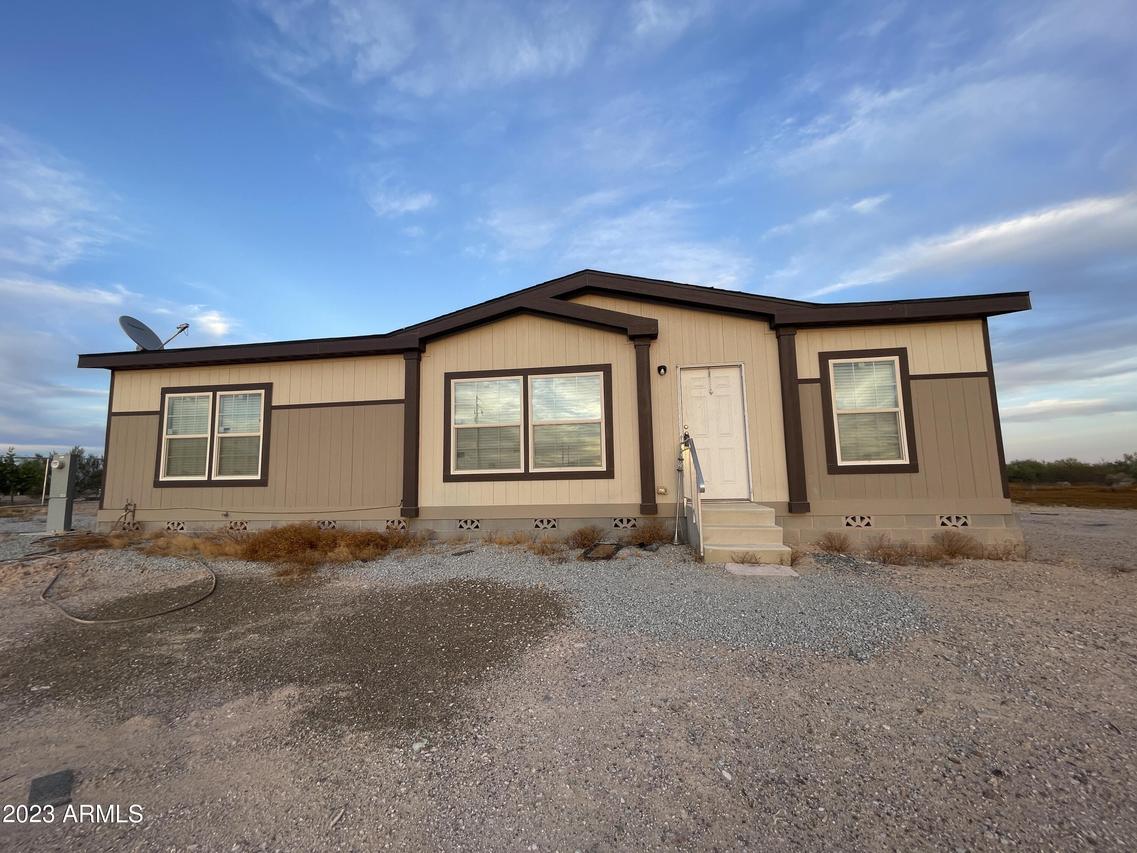 1521 S 376th Ave., Tonopah, AZ 85354