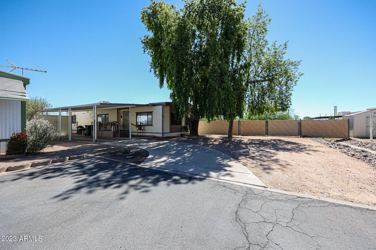 2523 E Contention Mine Rd. #20, Phoenix, AZ 85032