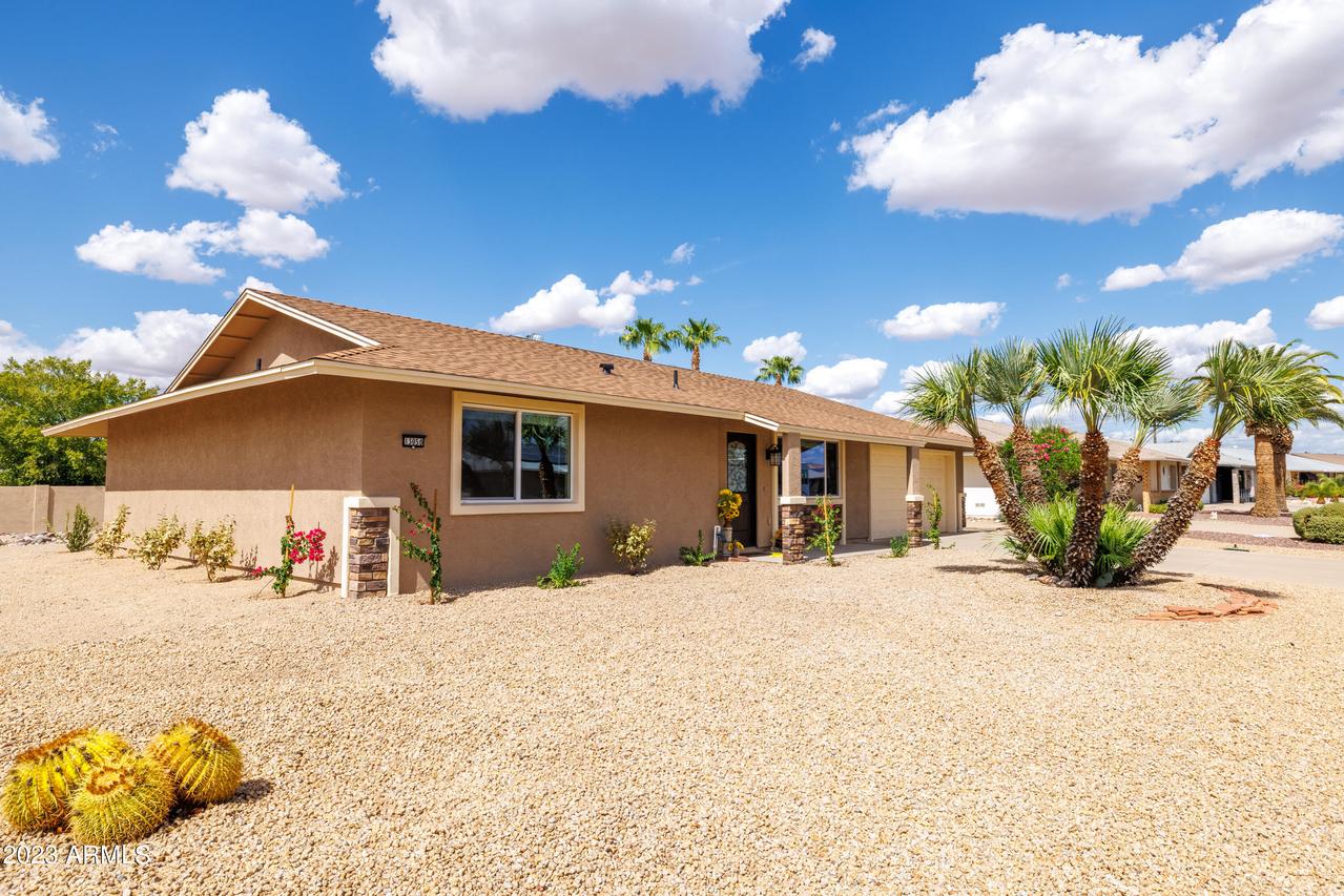 13050 W Skyview Dr., Sun City West, AZ 85375
