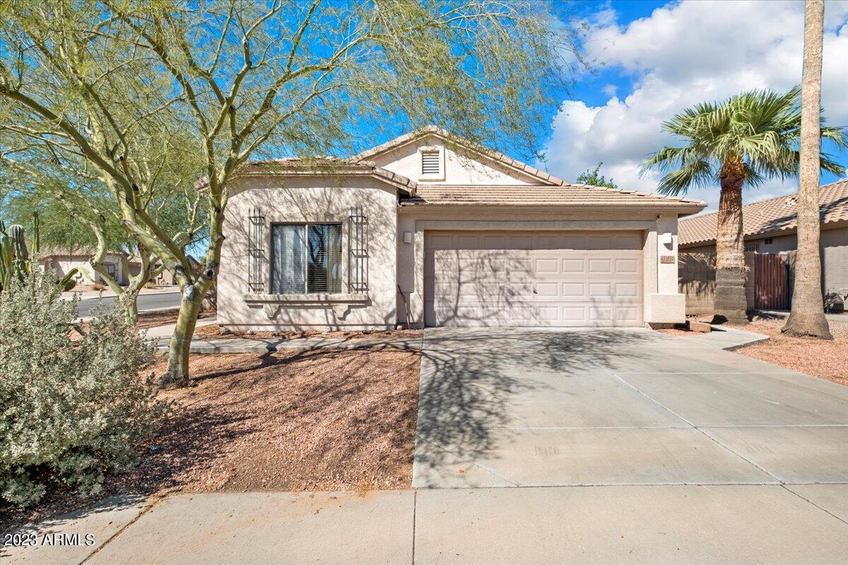 11022 E Catalina Ave., Mesa, AZ 85208