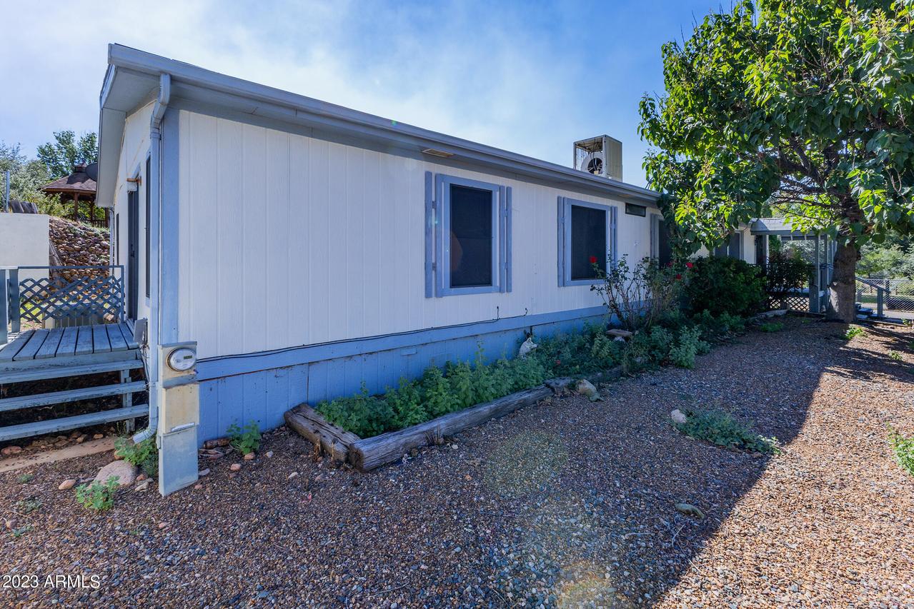 10115 E Hereford Ln., Dewey, AZ 86327